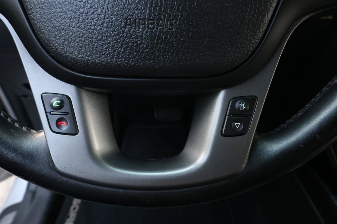 Used 2014 Kia Sorento SX w/ 3rd Row Package FWD image 30