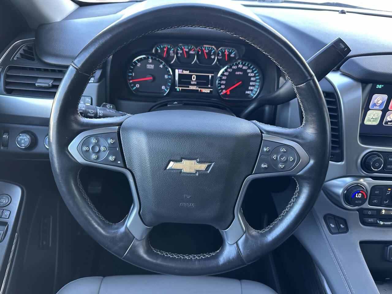 Used 2015 Chevrolet Suburban LT w/ Luxury Package AWD/4WD image 18