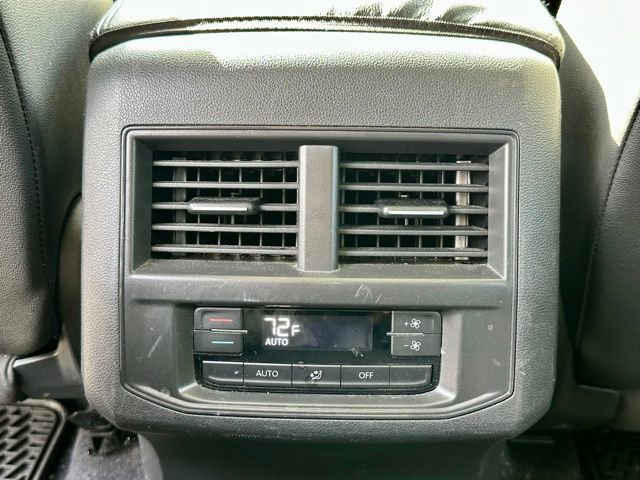 Used 2021 Volkswagen Atlas SE image 18