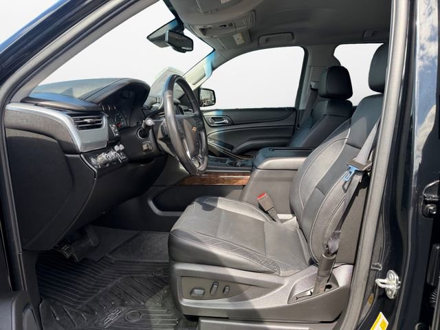 Used 2020 Chevrolet Suburban LT w/ RST Edition image 9