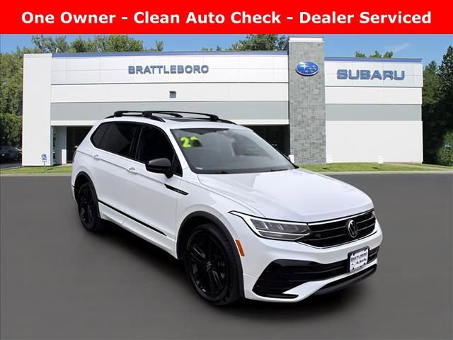 Used 2022 Volkswagen Tiguan SE R-Line AWD/4WD image 1