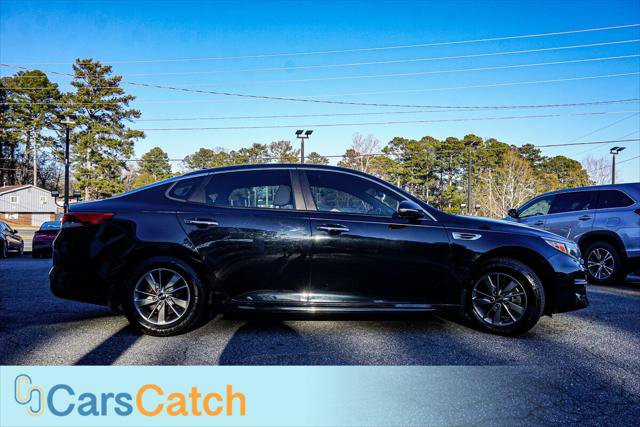 Used 2016 Kia Optima LX image 2