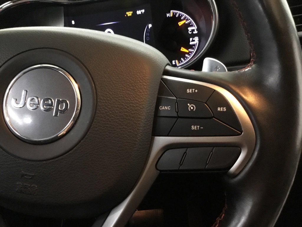 Used 2021 Jeep Grand Cherokee Trailhawk AWD/4WD image 37