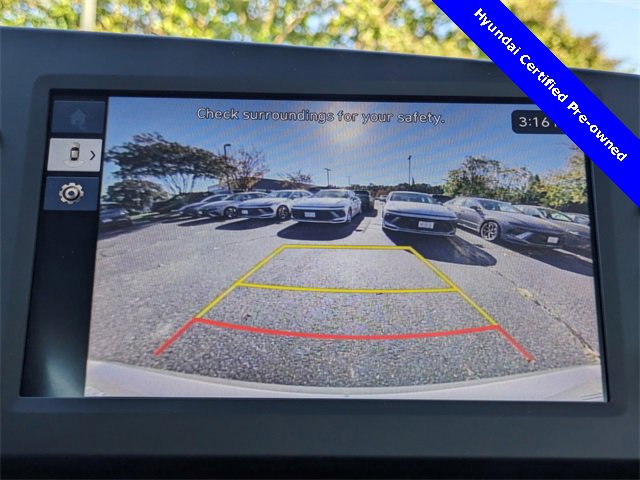 Certified 2025 Hyundai Elantra Sport image 19