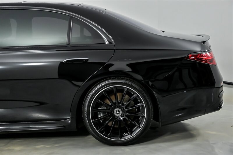 Used 2022 Mercedes-Benz S 580 4MATIC Sedan image 9