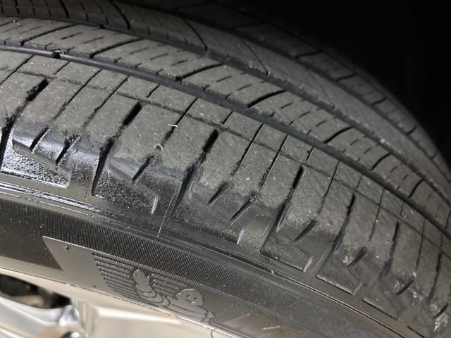 Used 2019 Toyota RAV4 Limited image 30