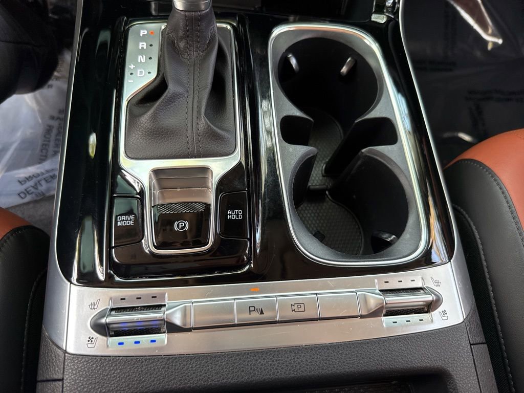 Used 2024 Kia Carnival SX image 36