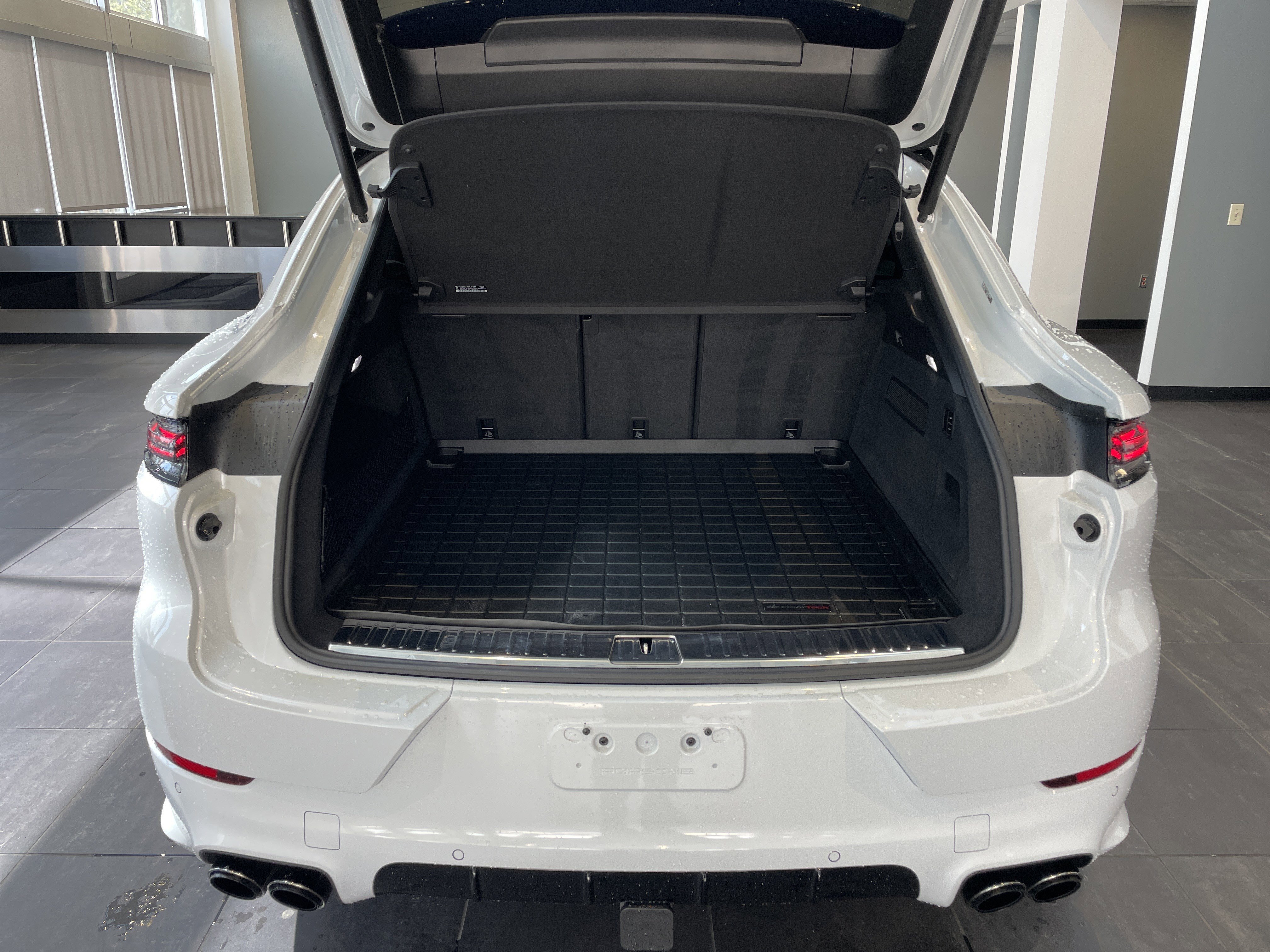 Used 2026 Porsche Cayenne GTS image 35