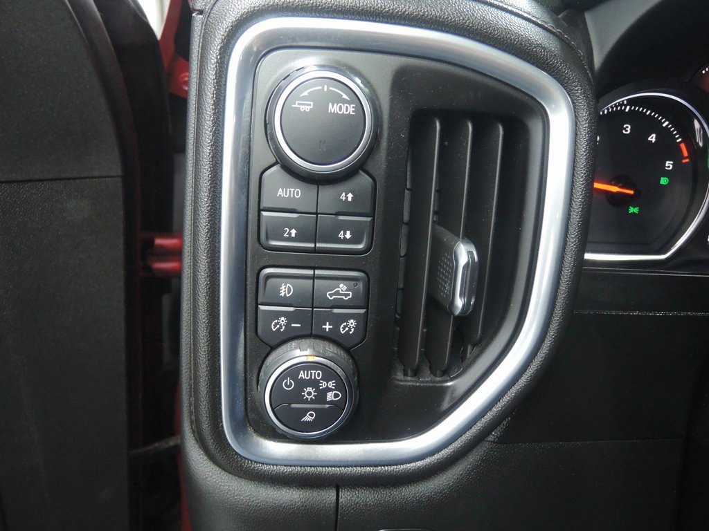 Used 2020 Chevrolet Silverado 2500 LTZ w/ LTZ Plus Package image 27