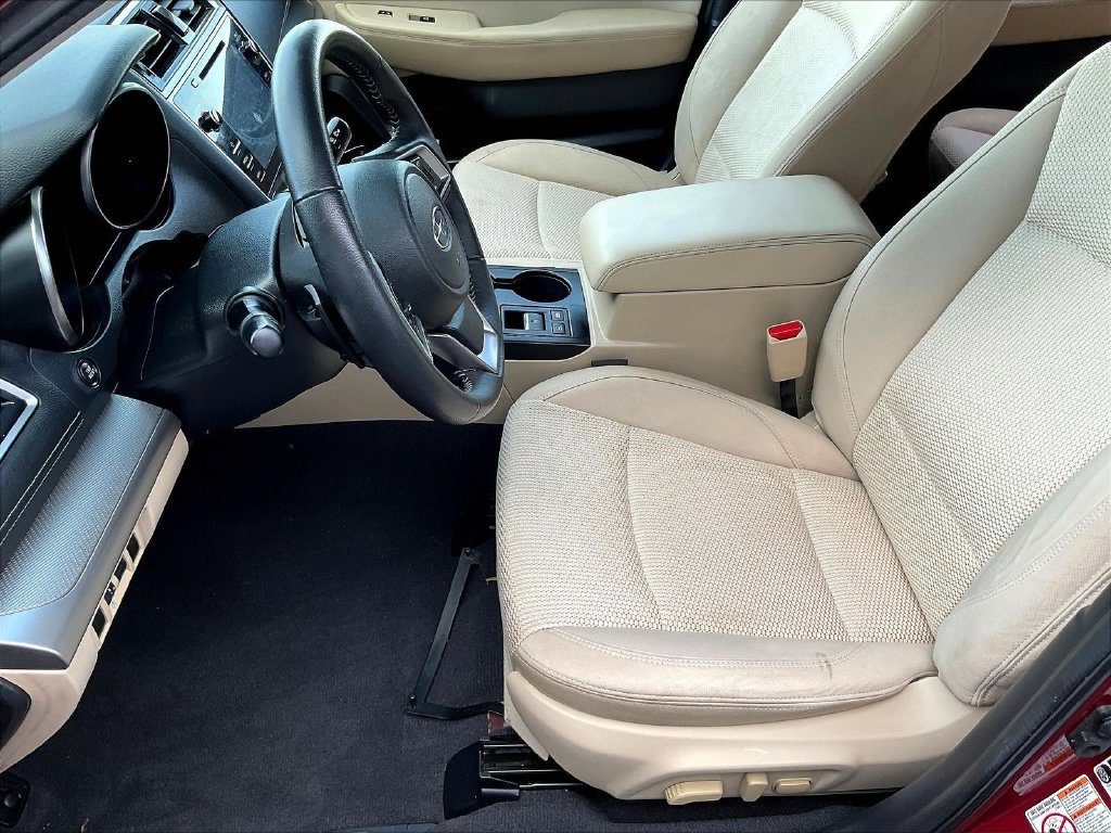 Used 2019 Subaru Outback 2.5i Premium AWD/4WD image 17