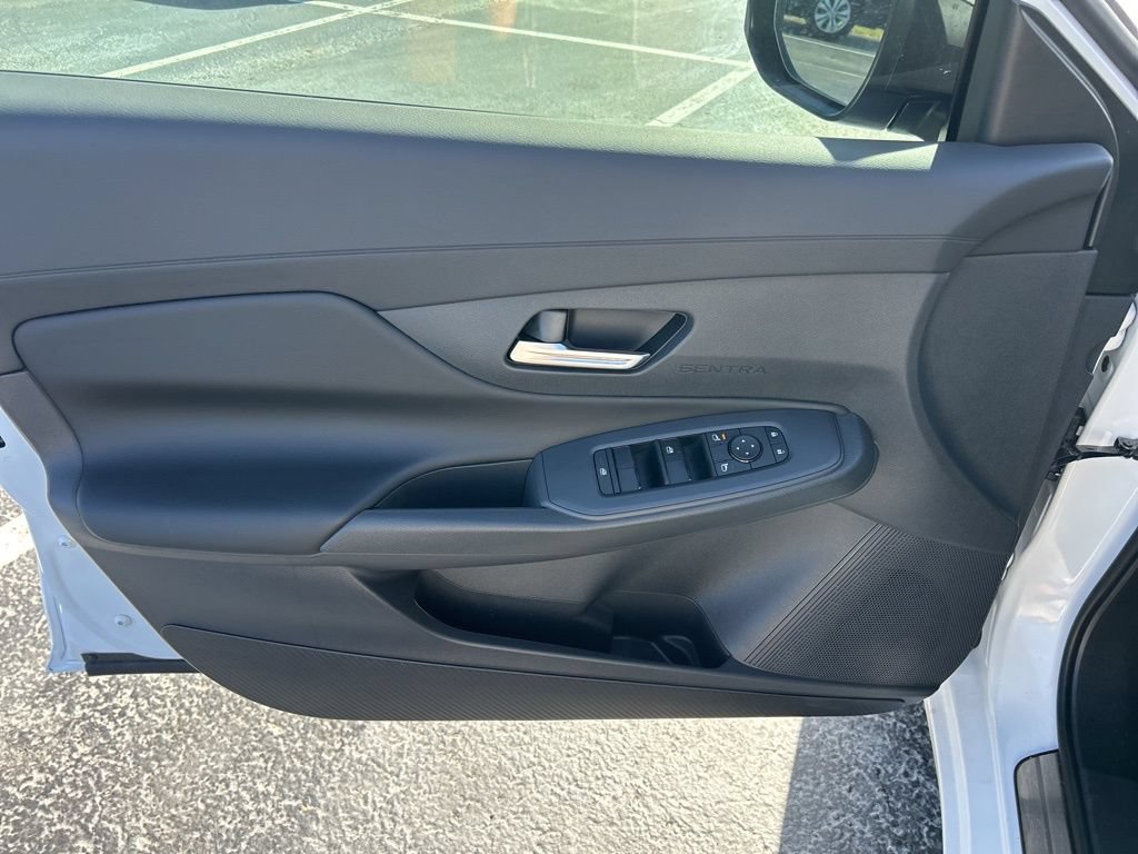 New 2026 Nissan Sentra SV w/ SV Convenience Package FWD image 17