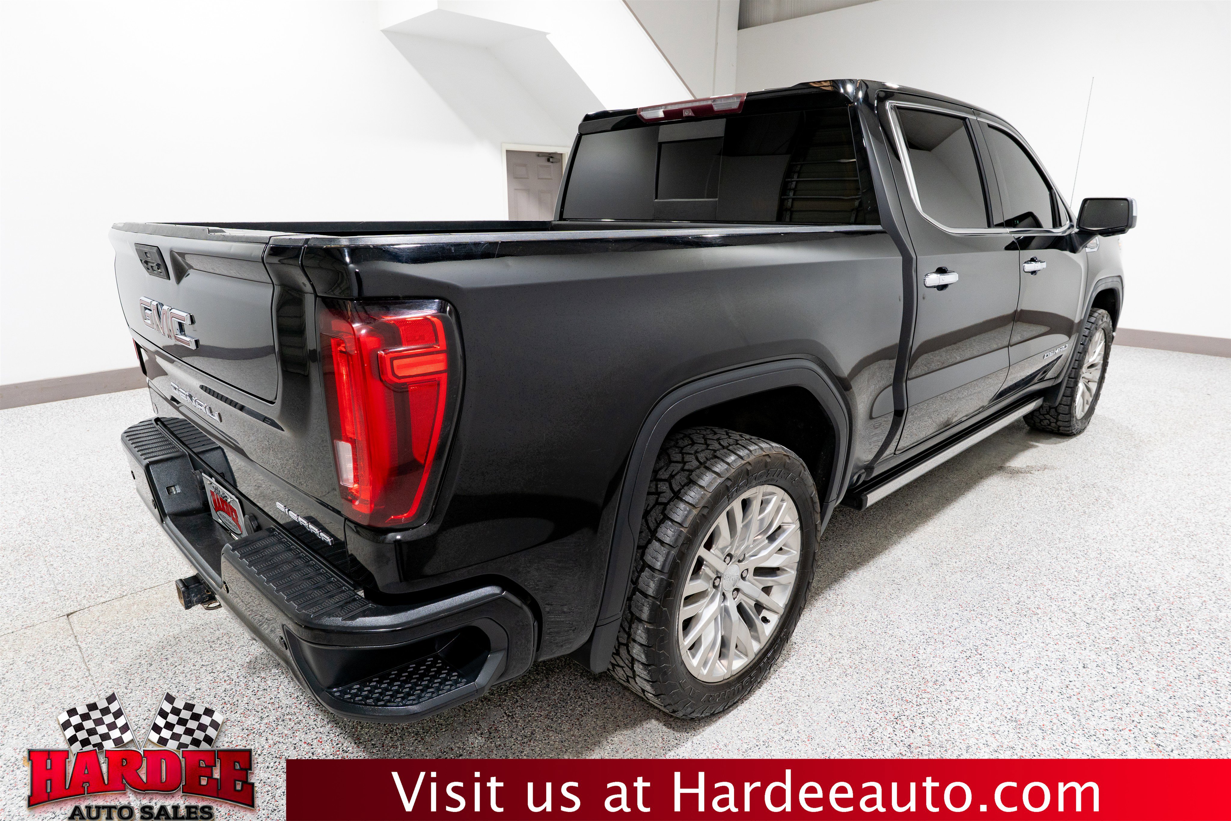 Used 2019 GMC Sierra 1500 Denali w/ Denali Ultimate Package AWD/4WD image 5