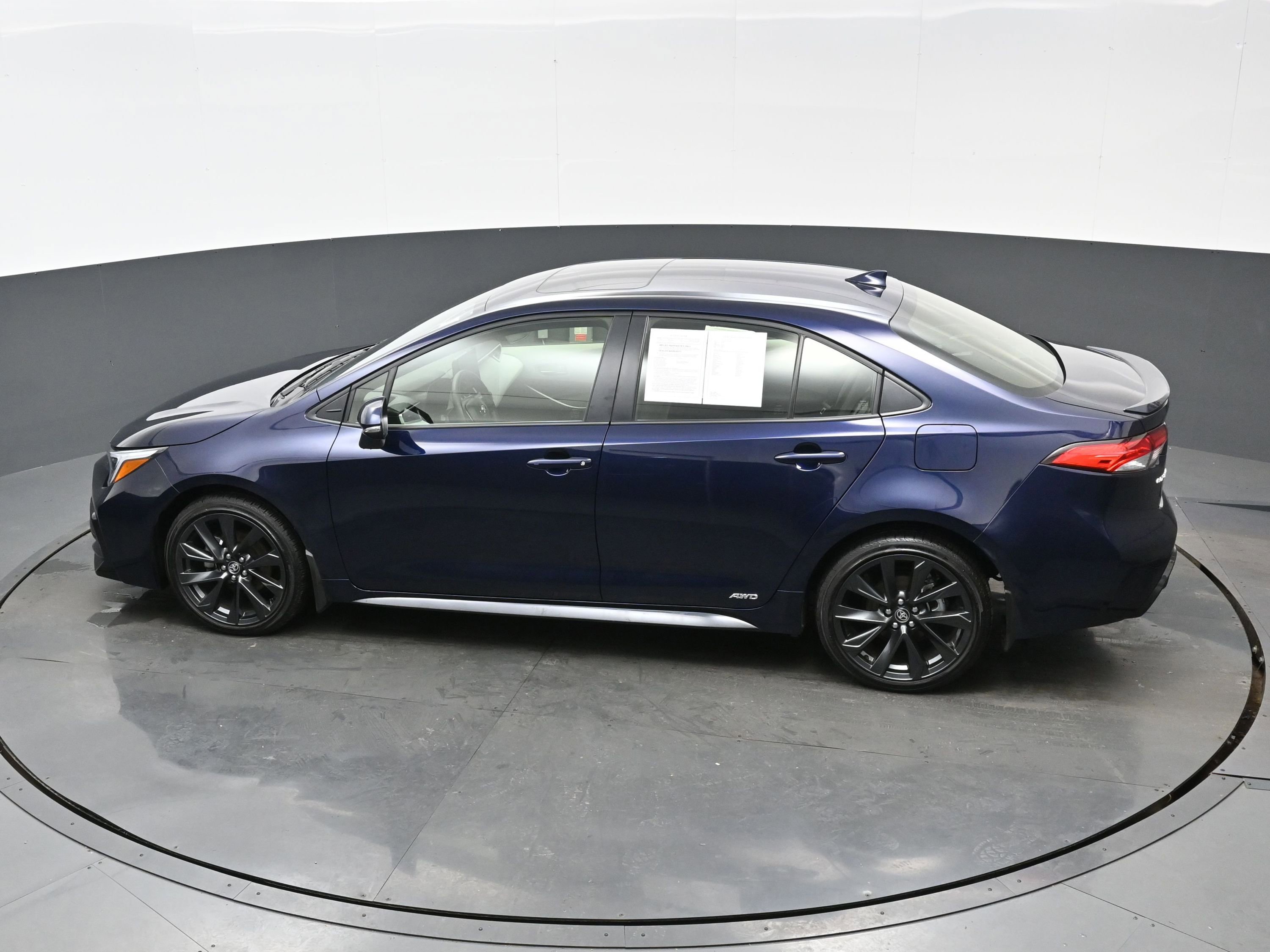 Used 2024 Toyota Corolla SE image 37