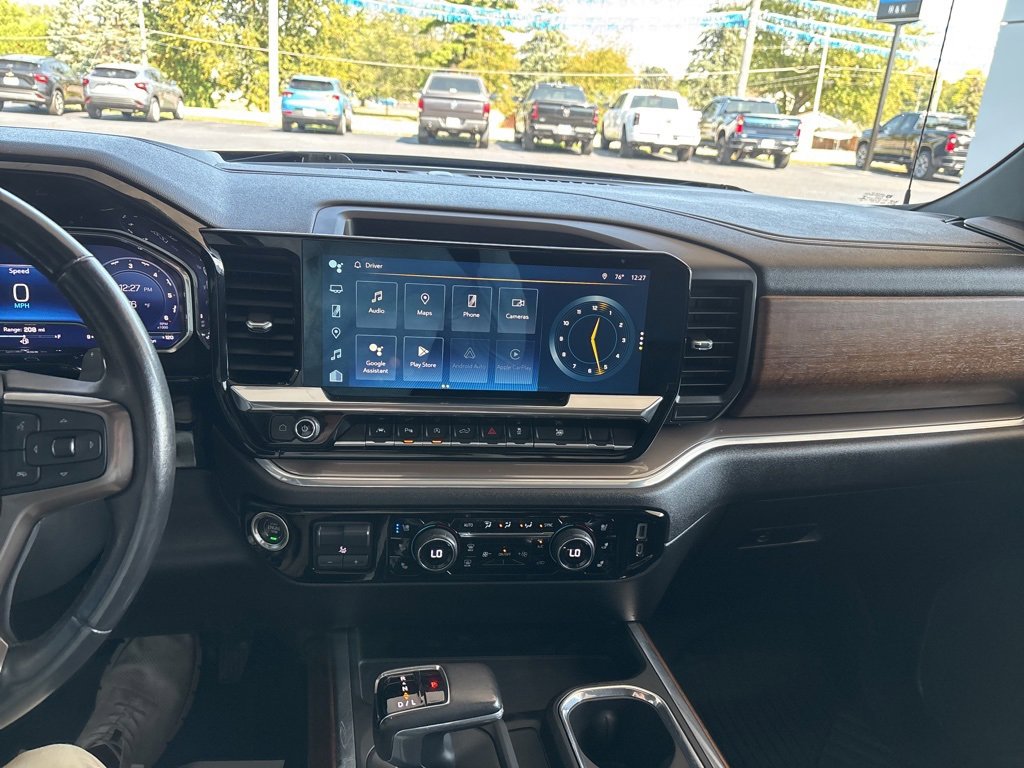 Used 2022 Chevrolet Silverado 1500 High Country w/ High Country Premium Package image 13