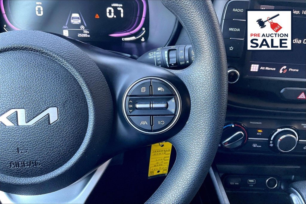 Used 2025 Kia Soul LX w/ LX Technology Package FWD image 18