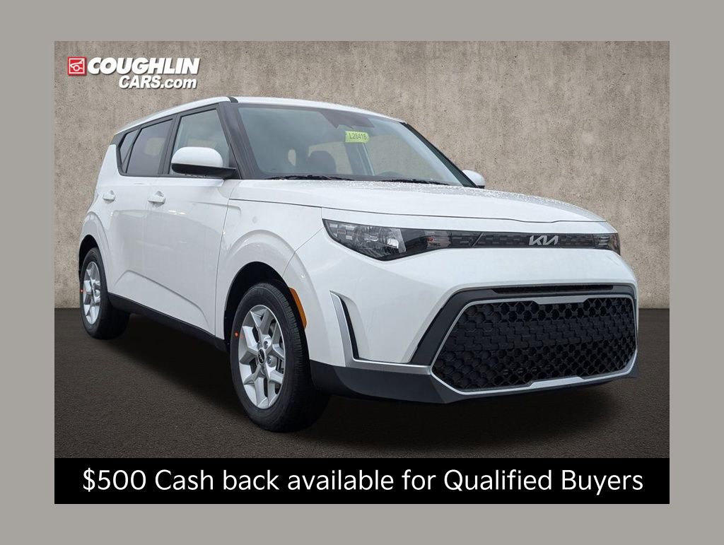 New 2025 Kia Soul LX image 1