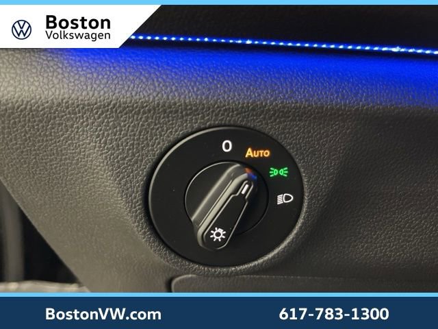 Used 2020 Volkswagen Jetta SEL image 20