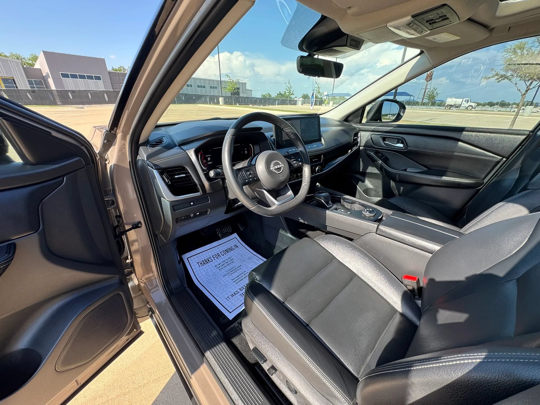 Used 2024 Nissan Rogue SL w/ SL Premium Package AWD/4WD image 20