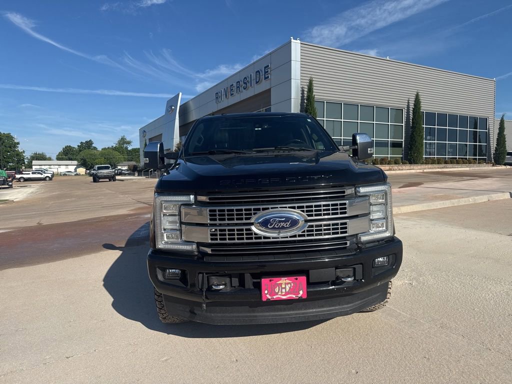 Used 2017 Ford F350 Platinum w/ Platinum Ultimate Package AWD/4WD image 8