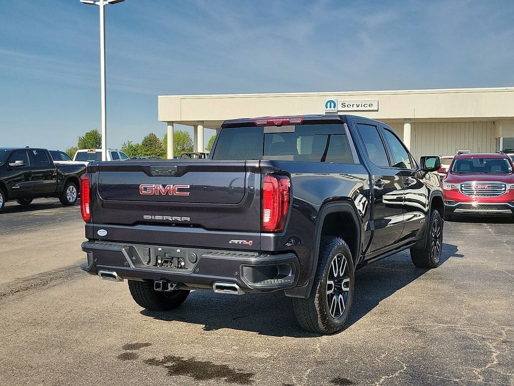 Used 2025 GMC Sierra 1500 AT4 w/ Technology Package AWD/4WD image 5