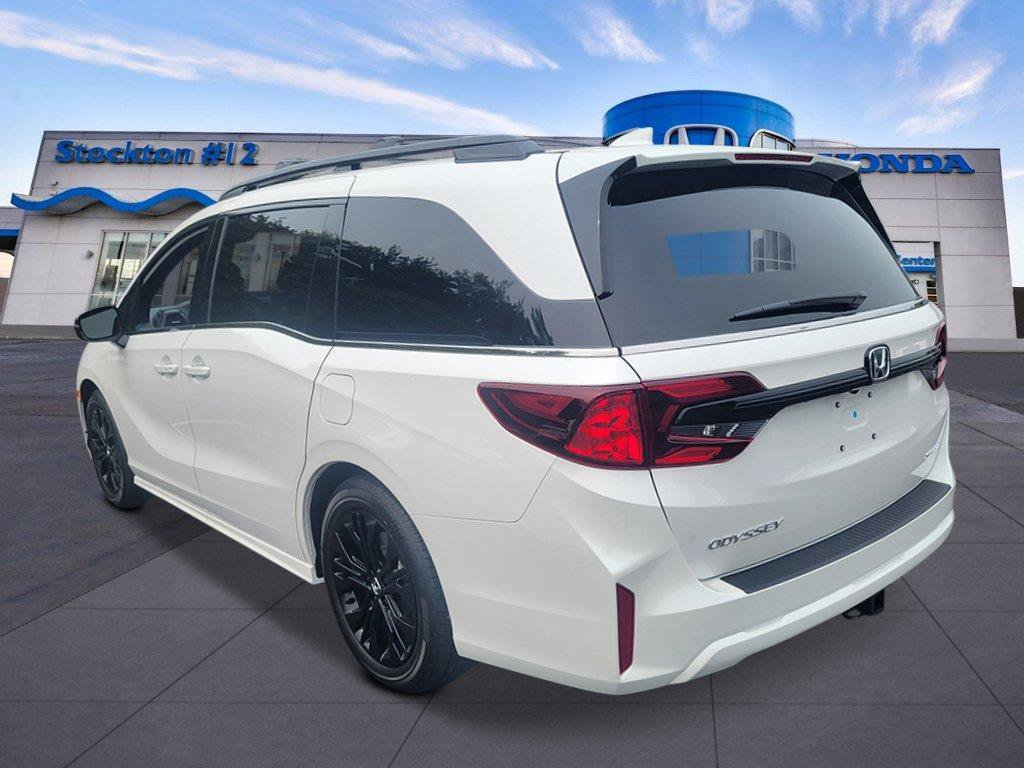 New 2027 Honda Odyssey Sport-L image 3
