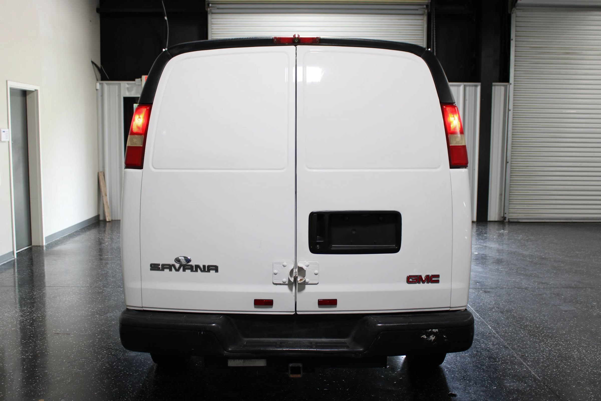 Used 2008 GMC Savana 2500 Extended RWD image 6