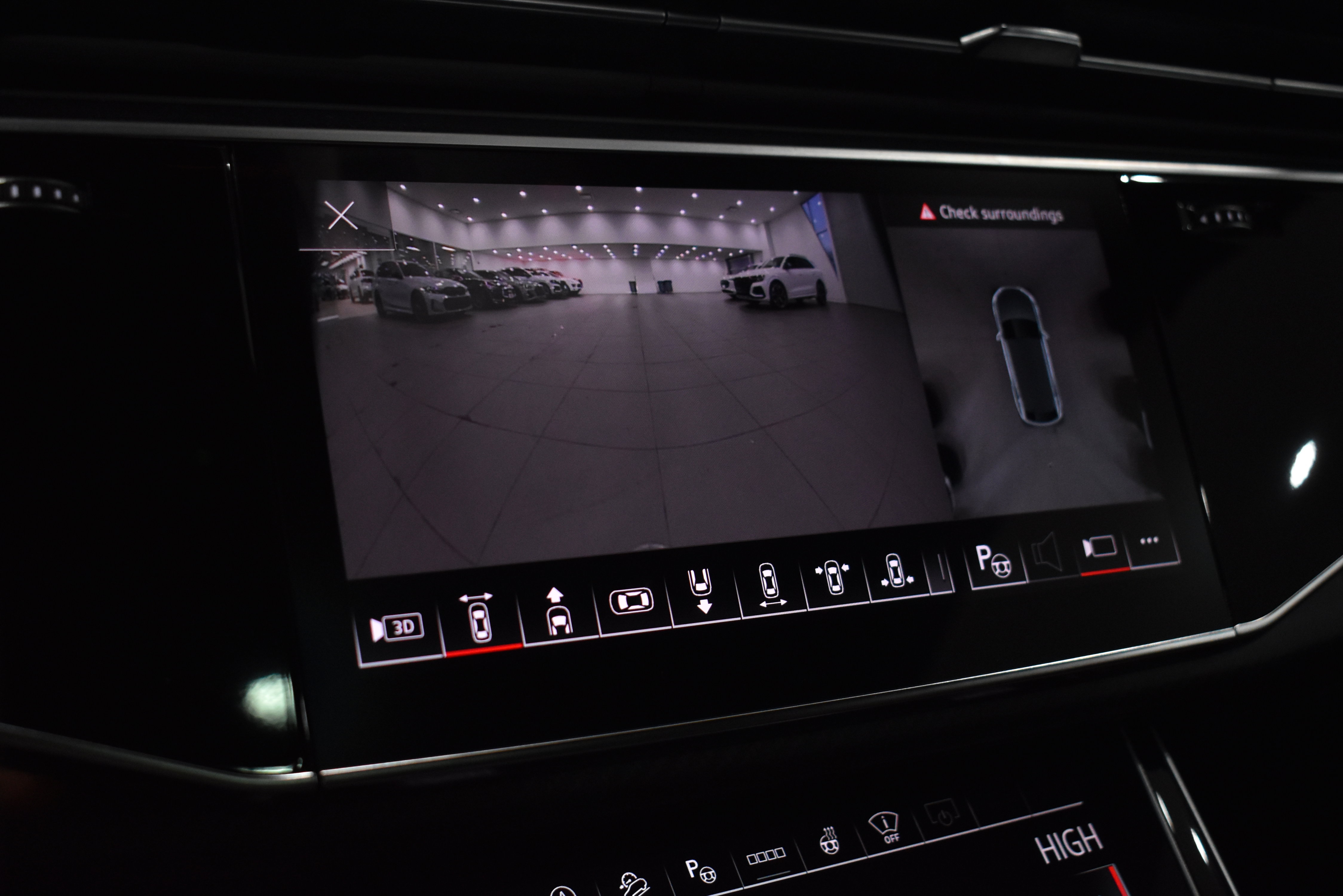 New 2026 Audi RS Q8 performance image 24