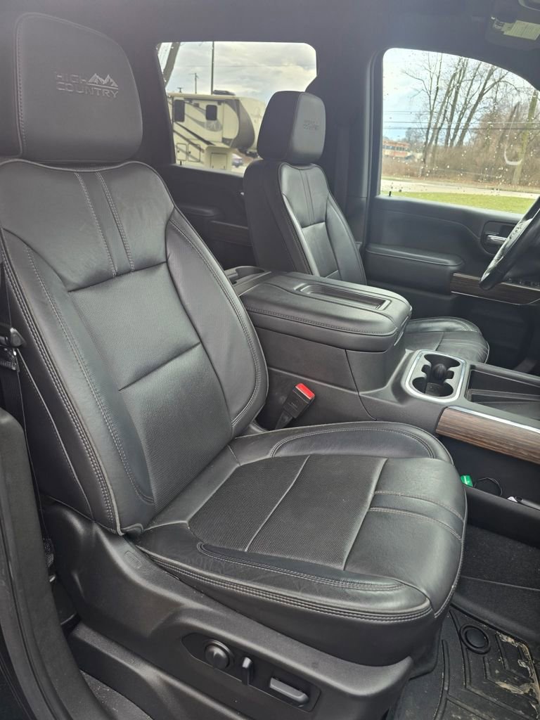 Used 2021 Chevrolet Silverado 3500 High Country image 18