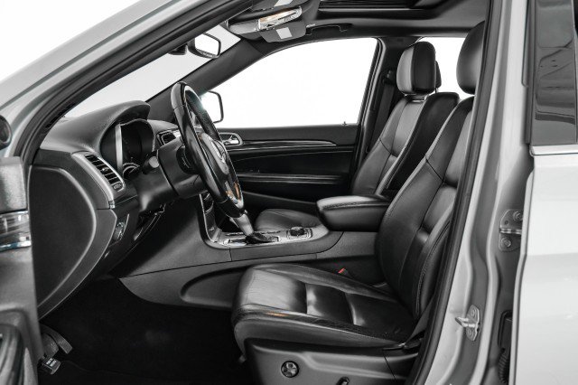Used 2020 Jeep Grand Cherokee Limited image 28