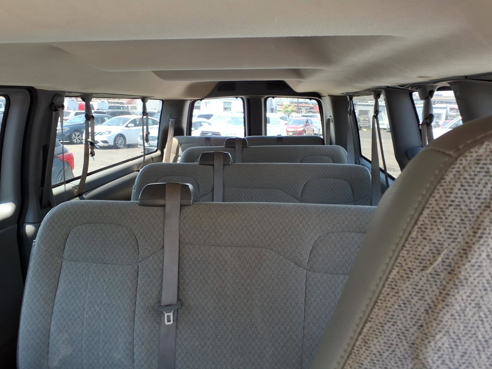 Used 2025 Chevrolet Express 3500 LS RWD image 10