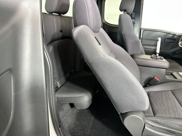 Used 2023 Nissan Frontier S image 27