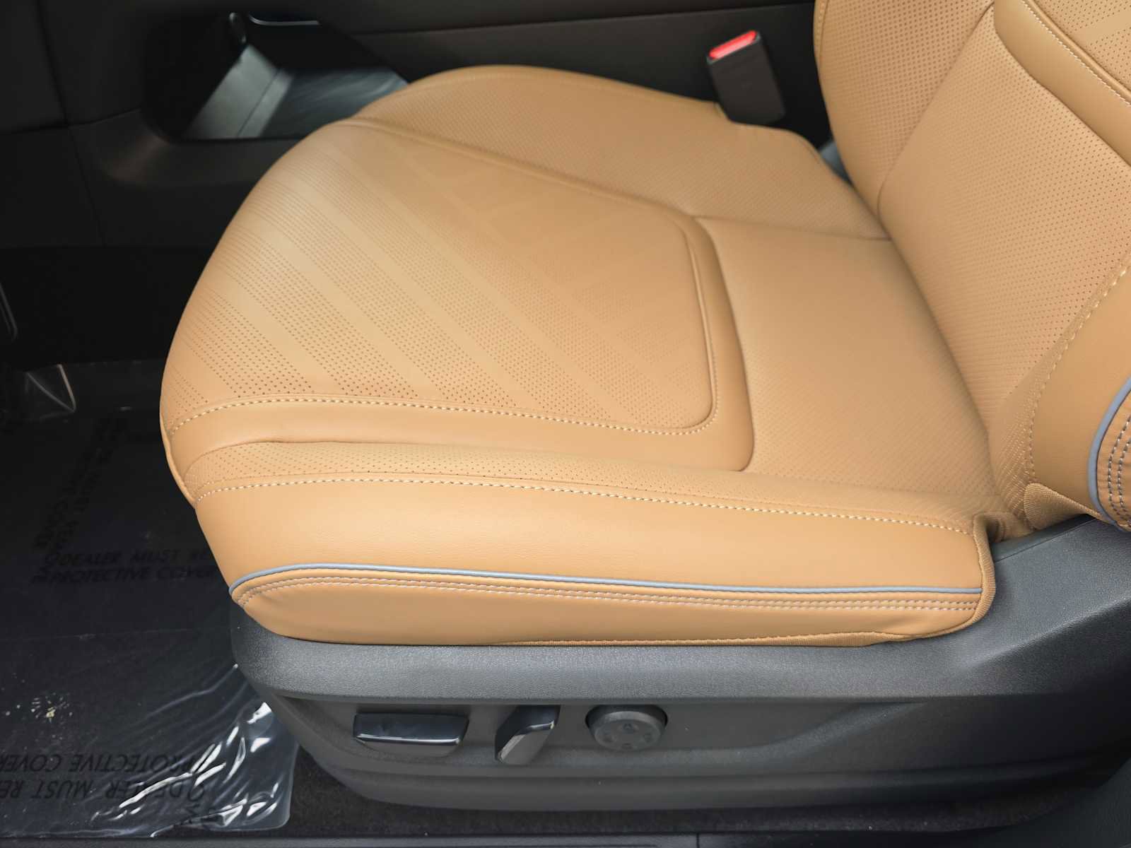 New 2026 INFINITI QX80 Luxe w/ Cargo Package image 18
