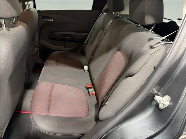 Used 2019 Chevrolet Sonic LT FWD image 27