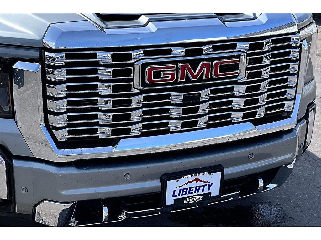 Used 2024 GMC Sierra 2500 Denali w/ Denali Reserve Package AWD/4WD image 26