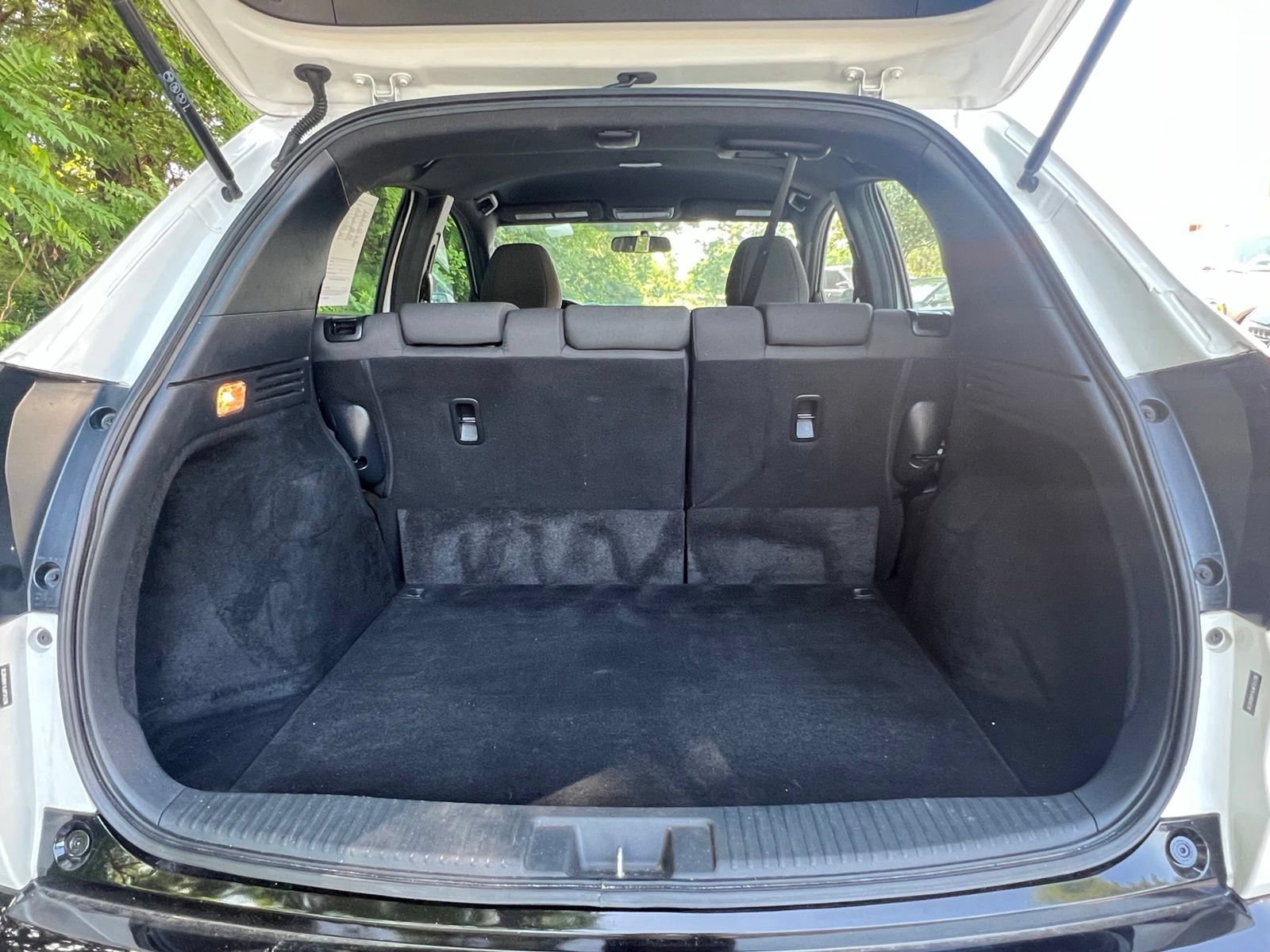 Used 2020 Honda HR-V Sport image 17