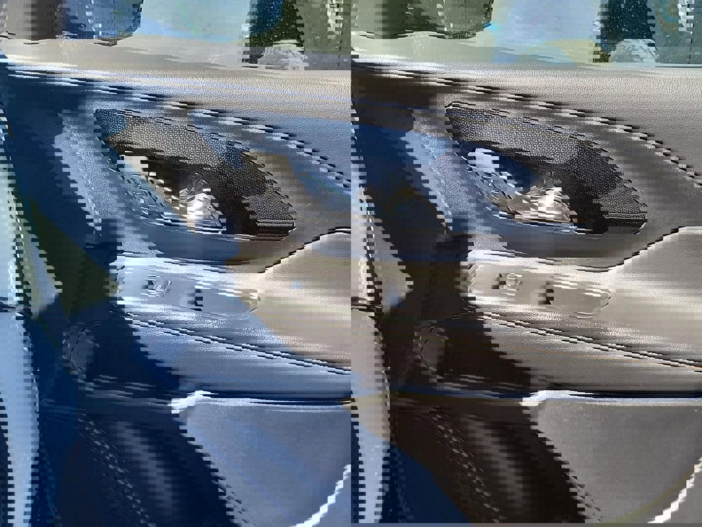 Used 2023 GMC Terrain AT4 image 20