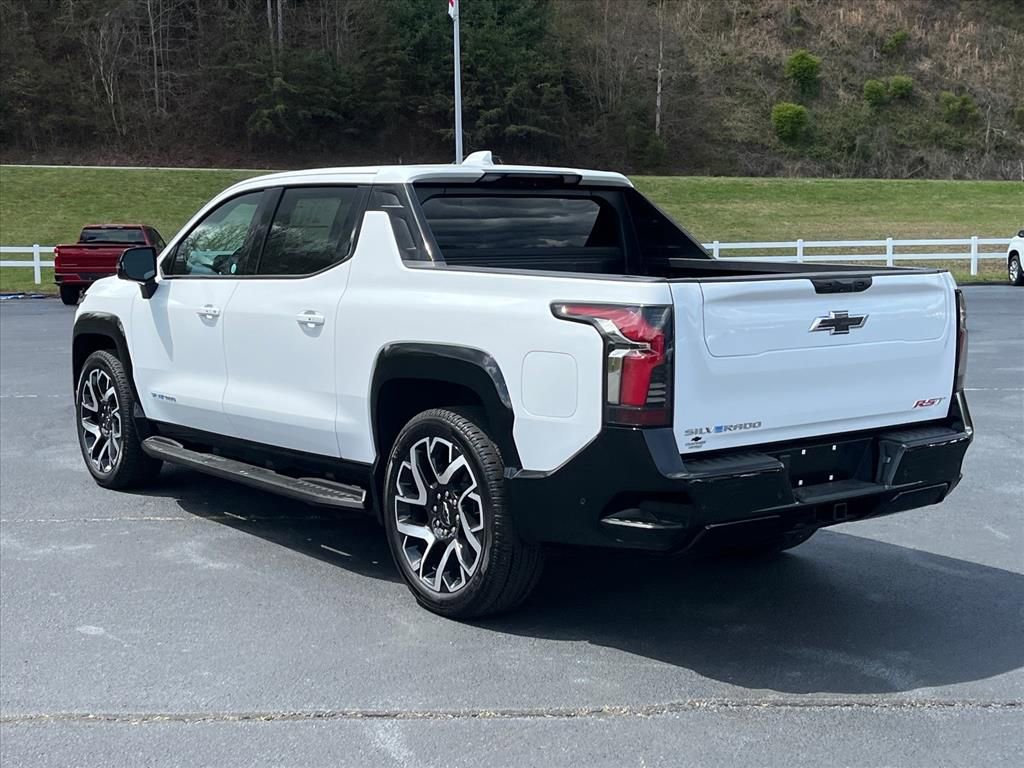 New 2025 Chevrolet Silverado EV RST image 3