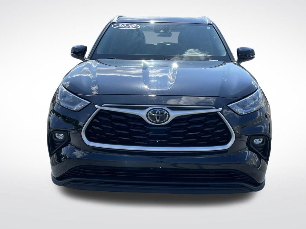 Used 2020 Toyota Highlander XLE FWD image 9