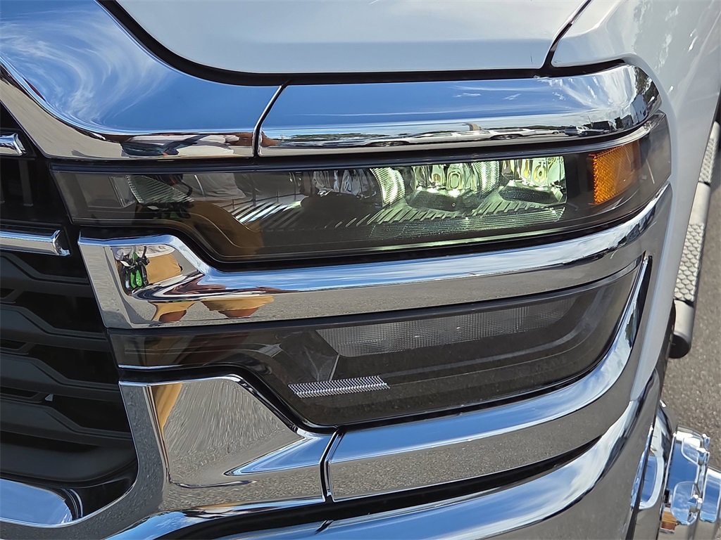 New 2026 RAM 3500 Tradesman image 10