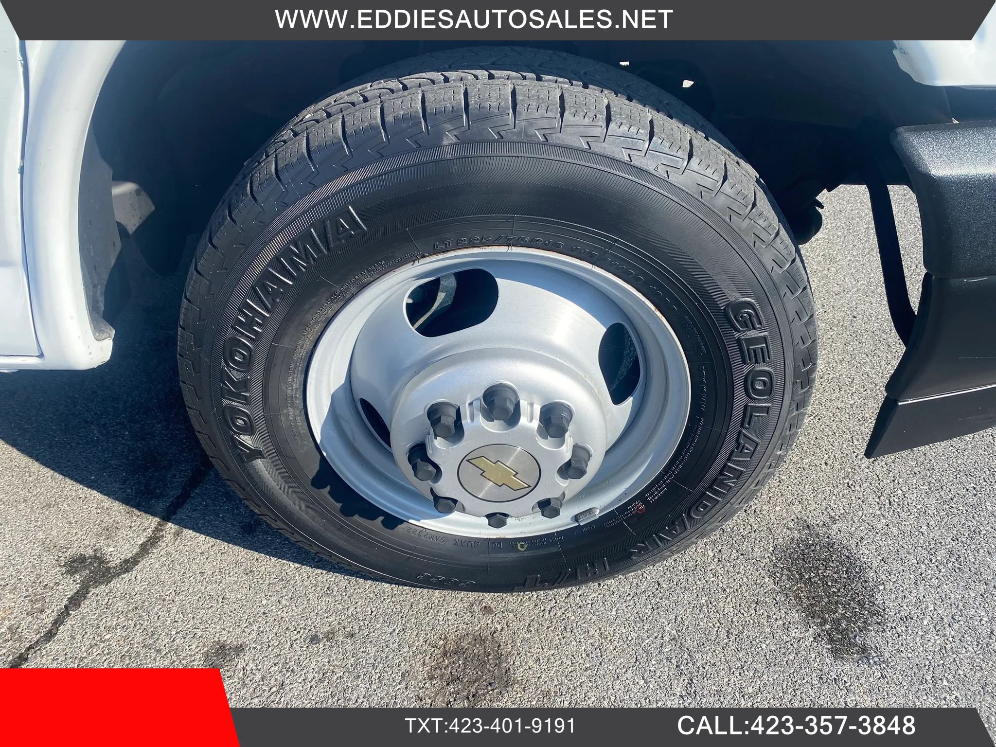 Used 2017 Chevrolet Express 4500 Extended RWD image 27