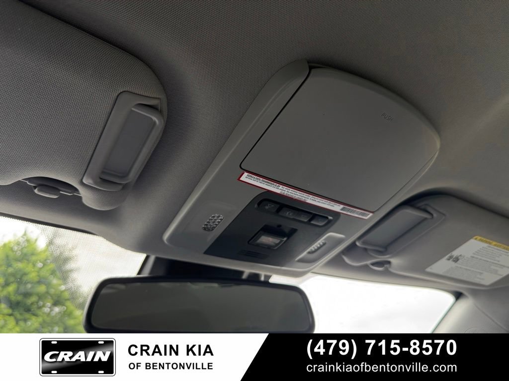 Used 2020 Toyota Camry XLE FWD image 20