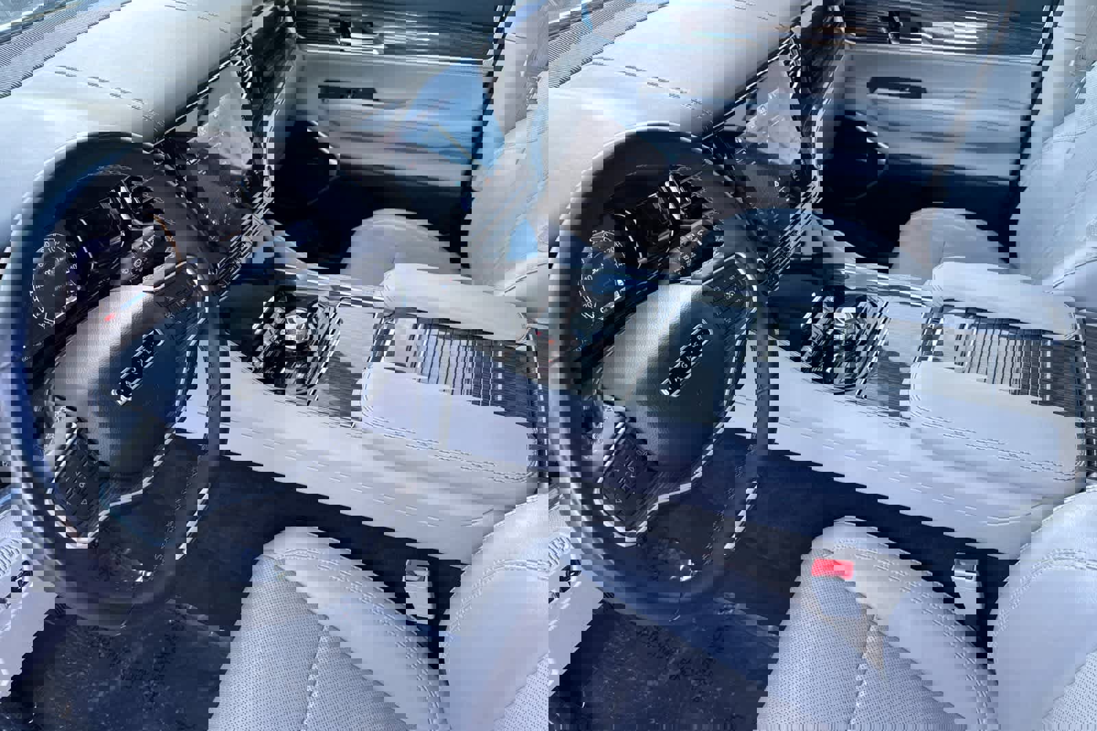 Used 2022 Jeep Wagoneer Series III w/ Convenience Group I image 11