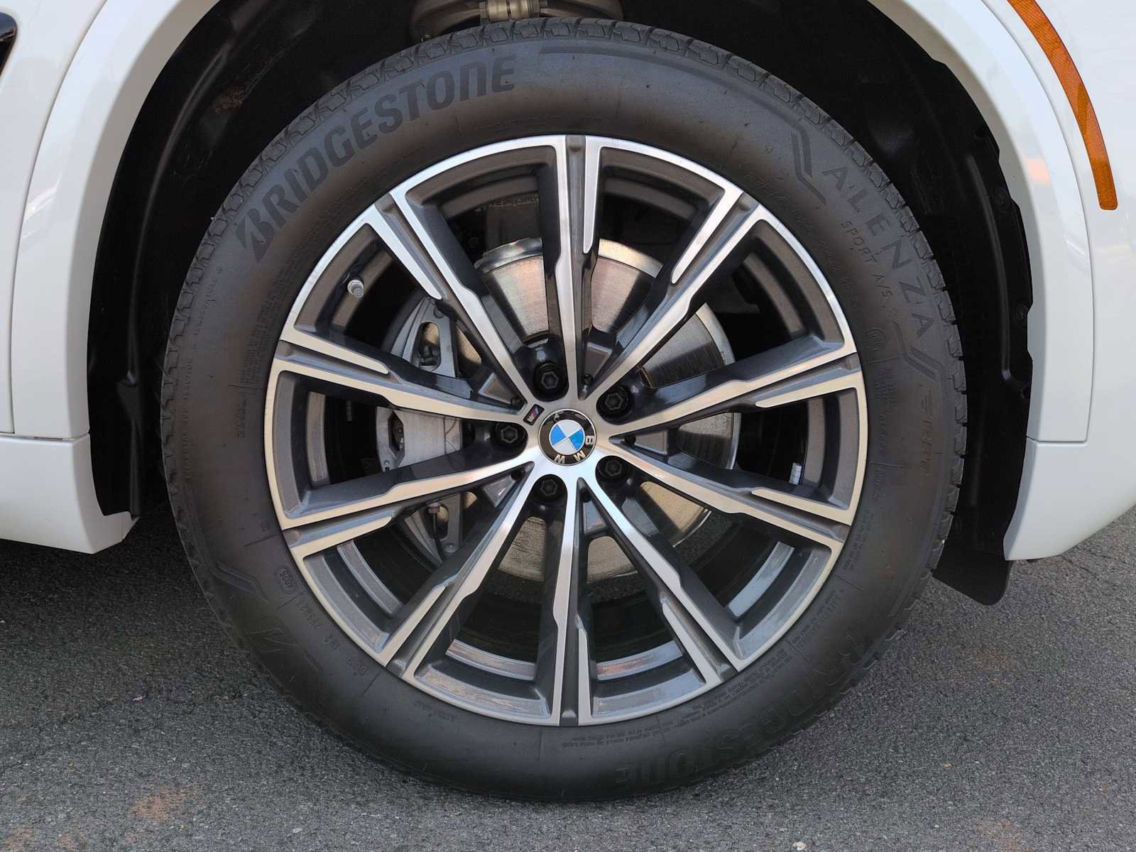 Used 2026 BMW X5 xDrive40i image 14
