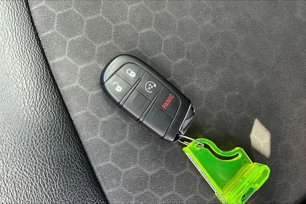 Used 2019 Jeep Compass Altitude image 38