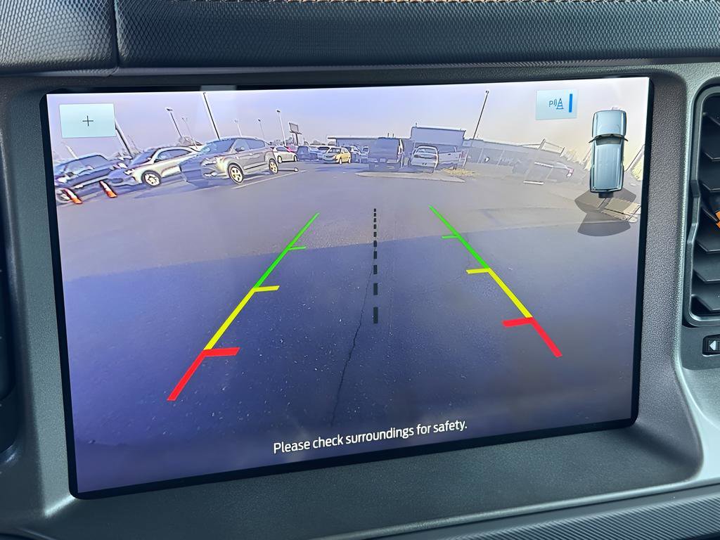 Used 2024 Ford Bronco Badlands image 15