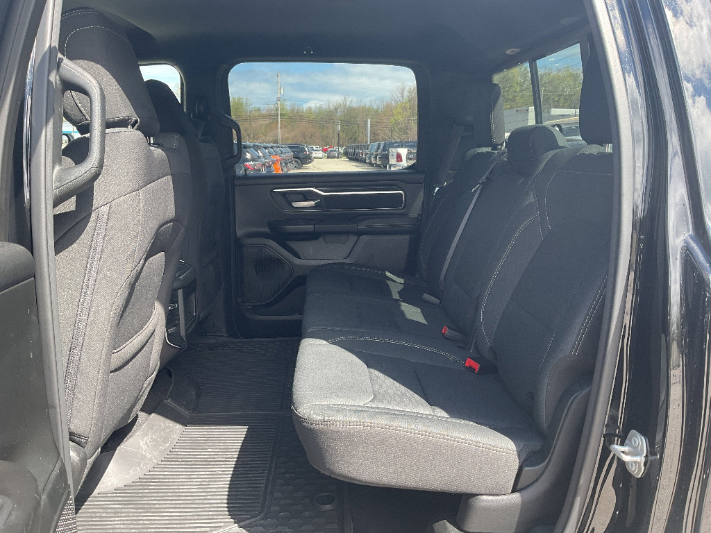 Used 2025 RAM 1500 Big Horn AWD/4WD image 9
