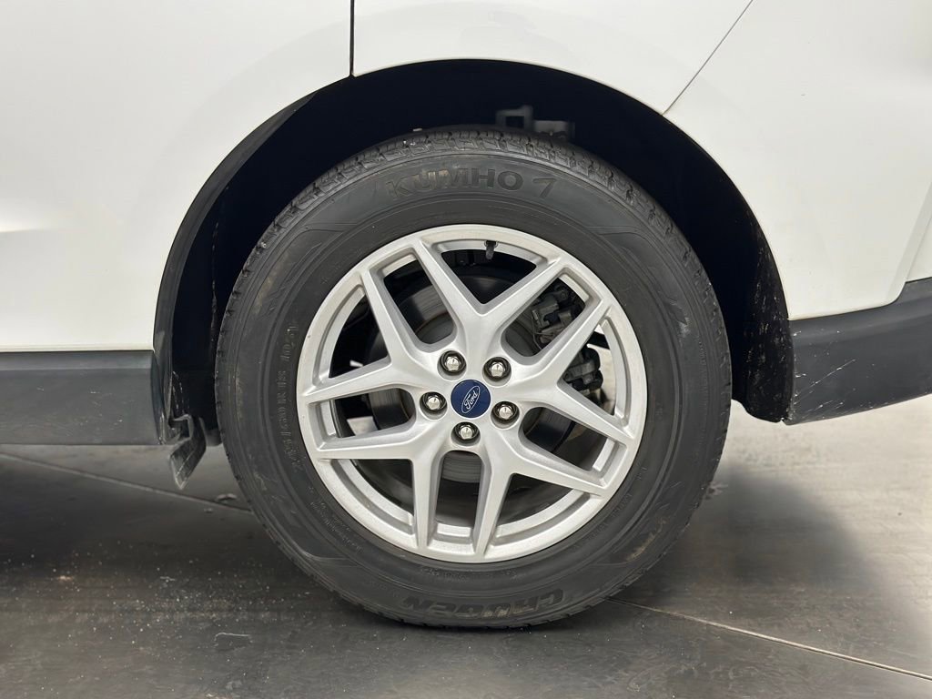 Used 2021 Ford Edge SE FWD image 23