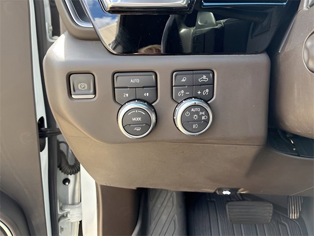 Used 2022 GMC Sierra 1500 SLT w/ SLT Premium Plus Package image 22