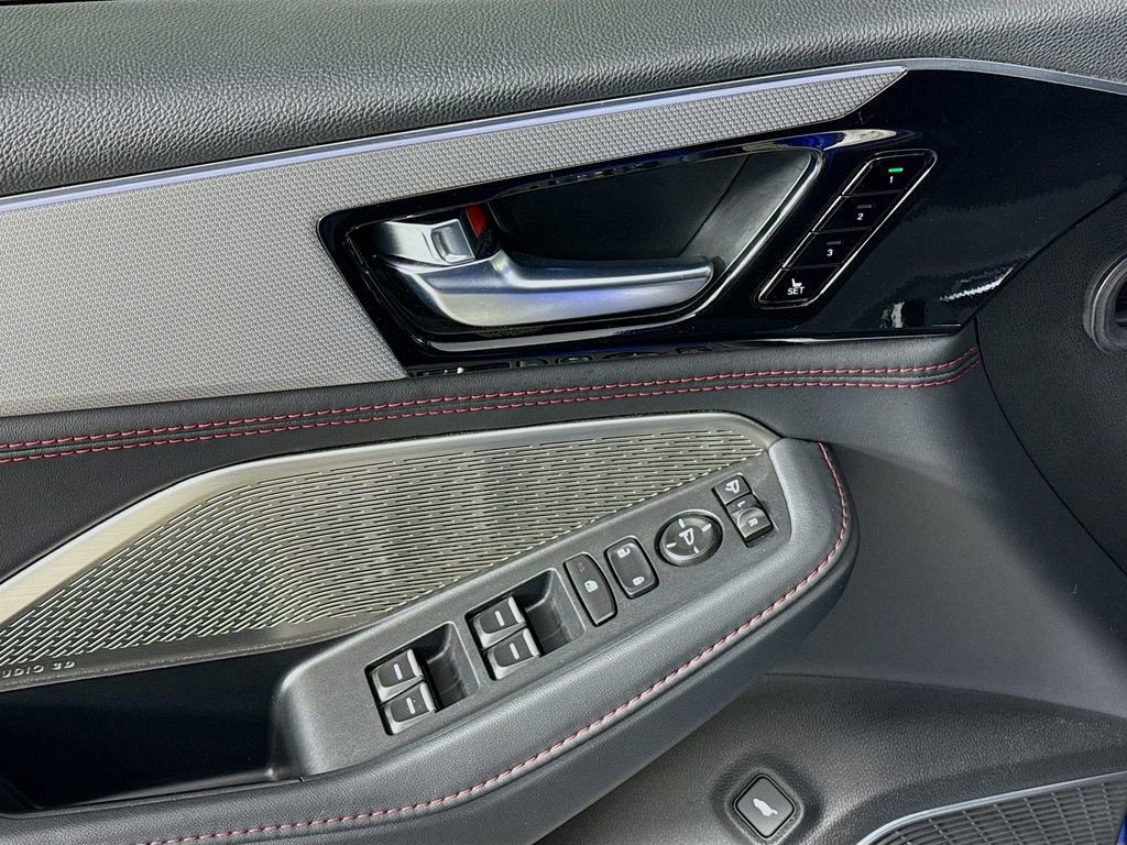 Used 2023 Acura MDX A-Spec image 18