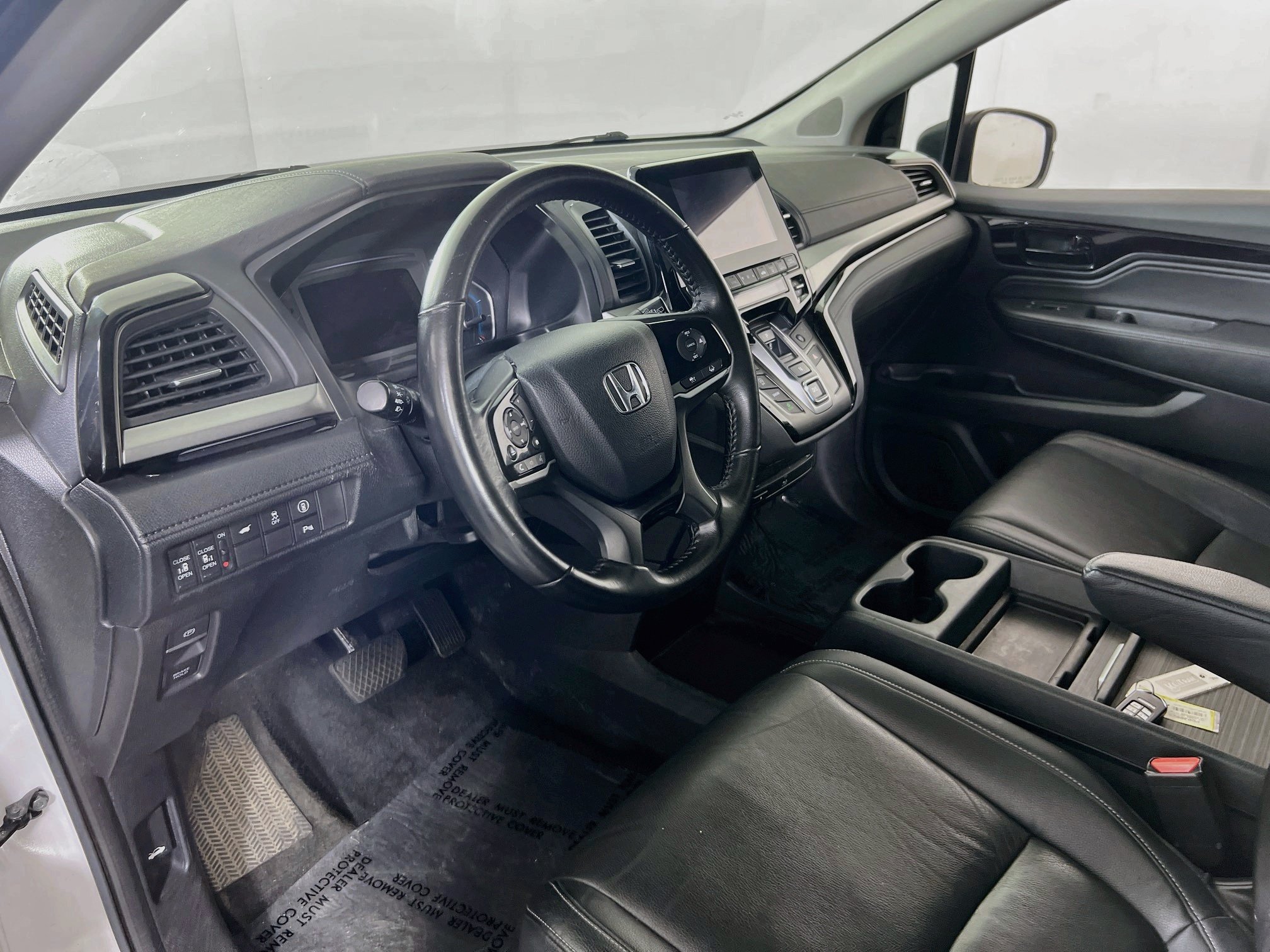 Used 2023 Honda Odyssey Touring image 9